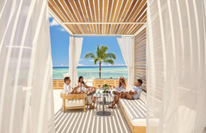 OUTRIGGER Reef Waikiki Beach Resort